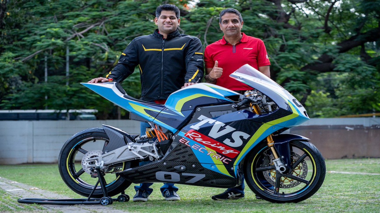 Tvs Racing E-omc Still Shotjpg