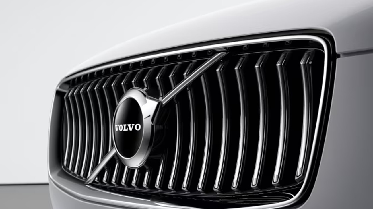 Volvo Abandons 2030 All-Electric Plans