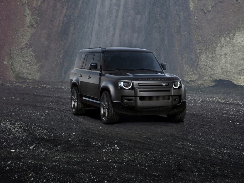 2024 Land Rover Defender 130 Outbound