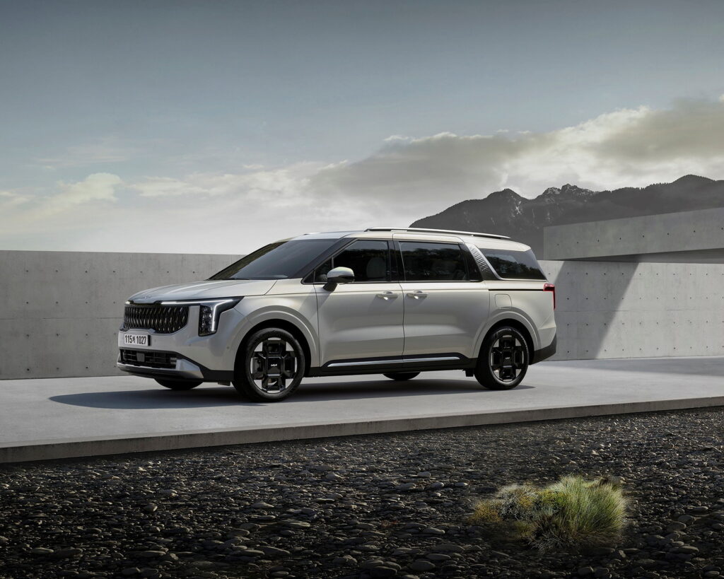 2025 Kia Carnival