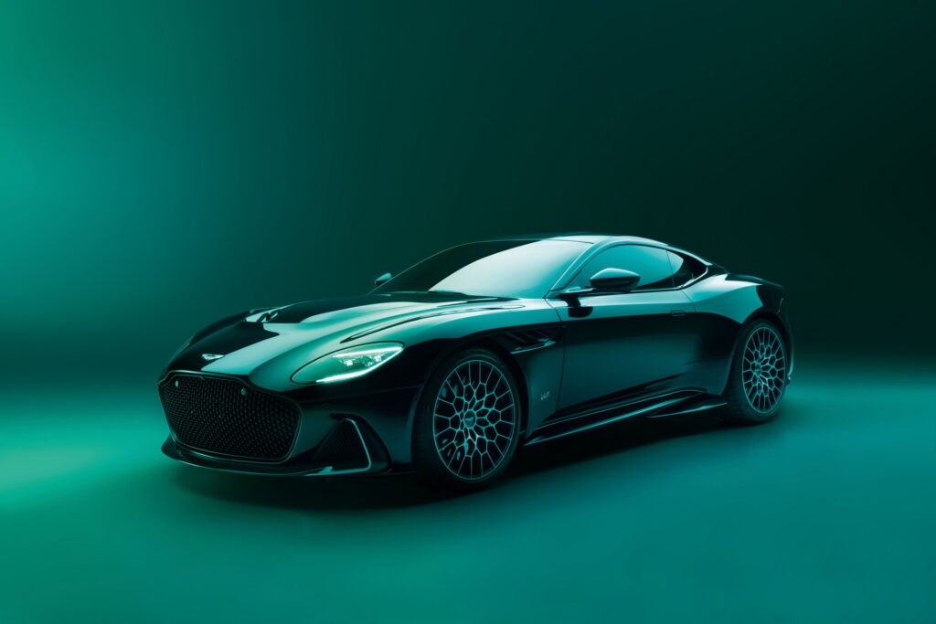 Aston Martin DBS 770 Ultimate | A 770 Hp V12 Monster