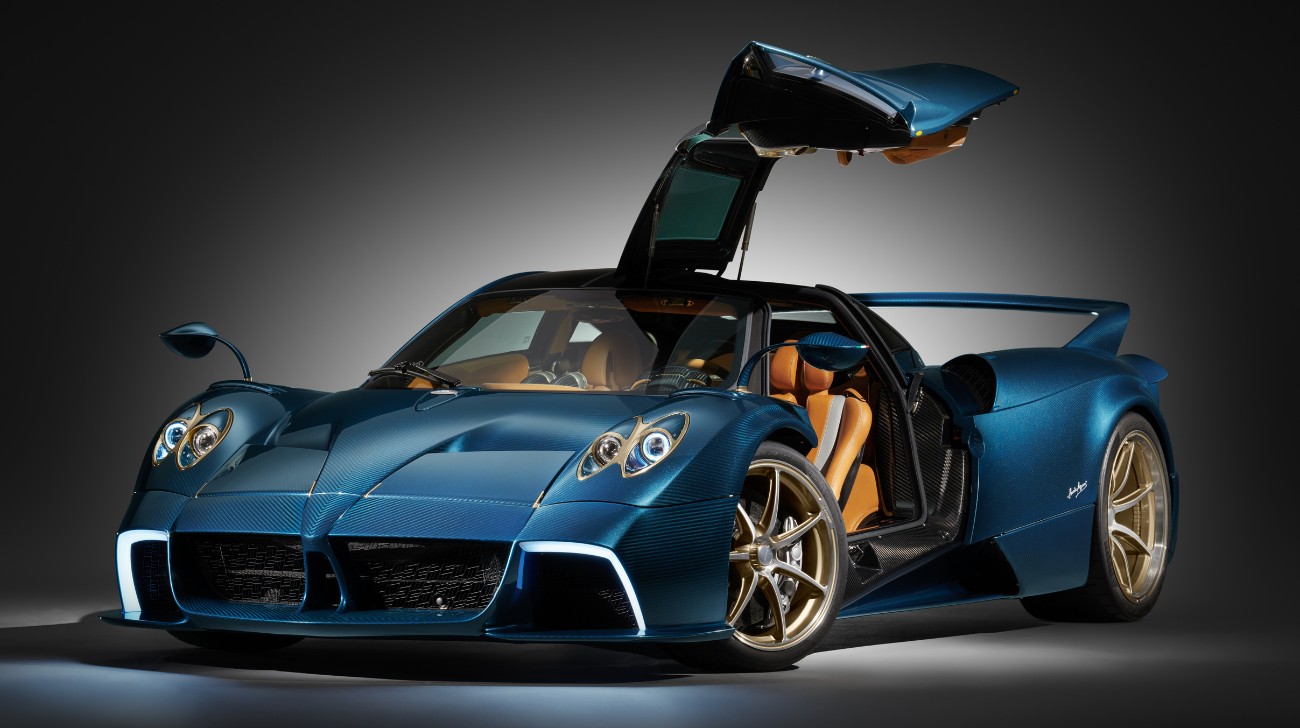 Pagani Huayra Epitome: A Manual Transmission Masterpiece