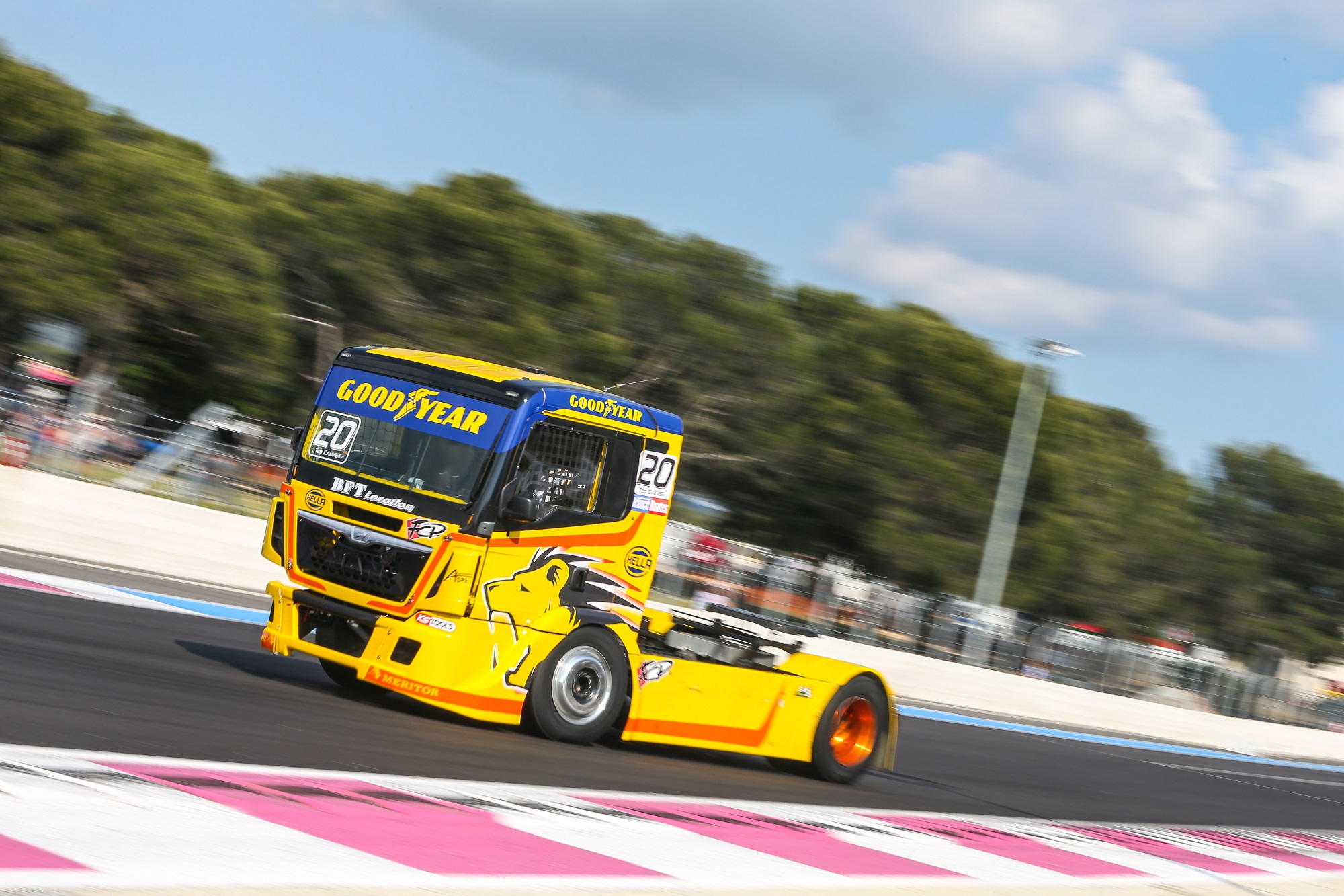 Truck Racing. Yes, That’s A Thing!