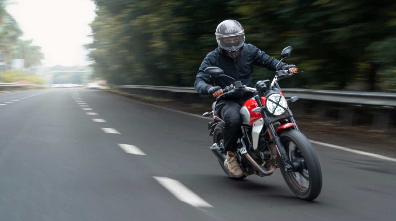 1749473920-Ducati-Scram