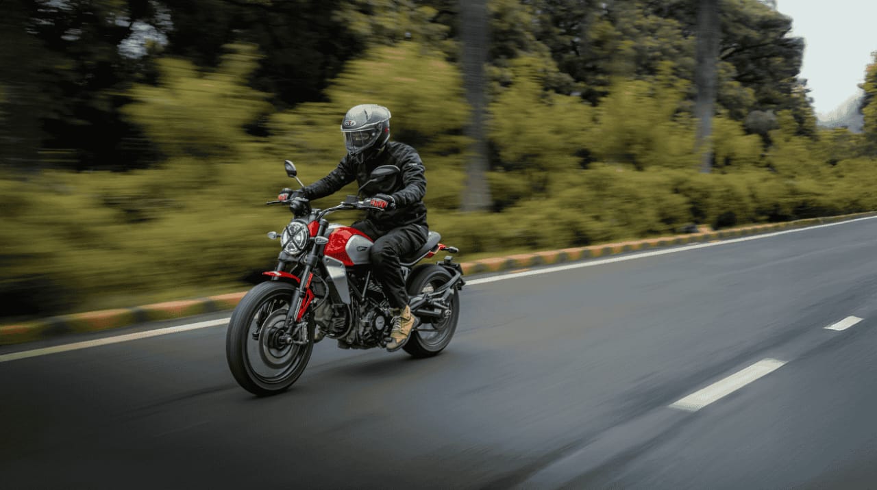 1749473920-Ducati-Scra
