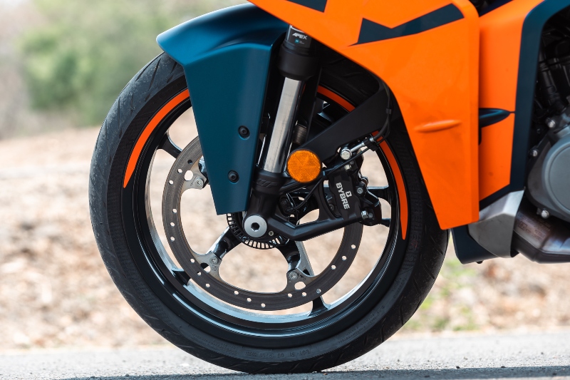 2022-ktm-rc-390-11jpg1680858992