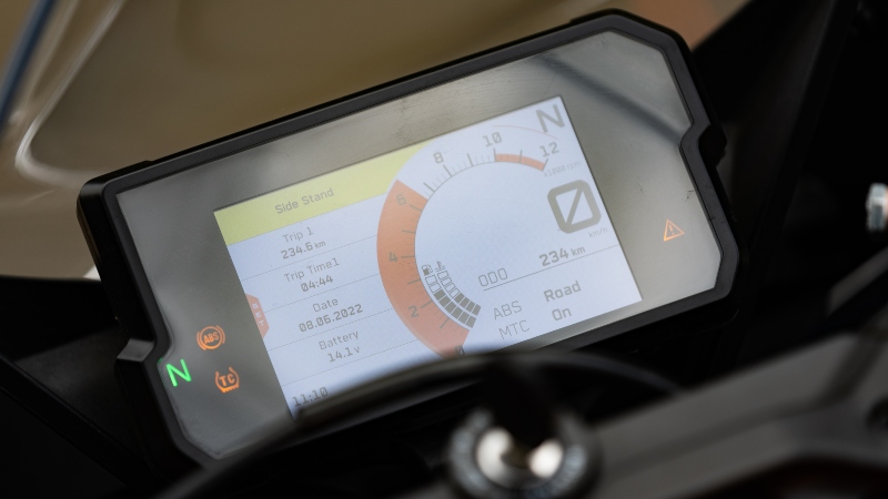 2022-ktm-rc-390-20jpg