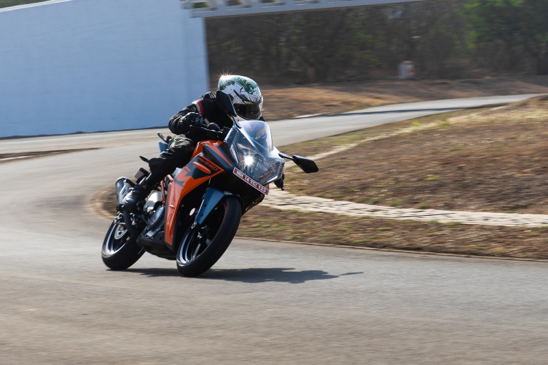 2022-ktm-rc-390-21jpg1680852076