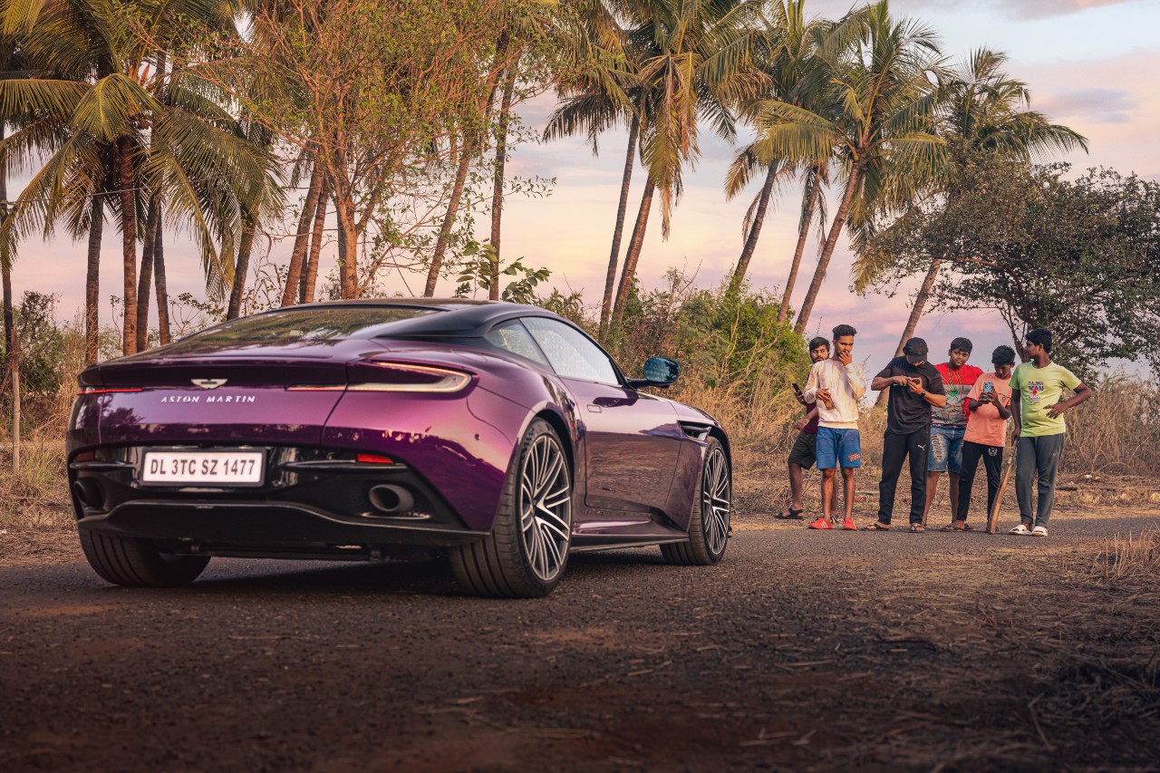 Aston 1jpg