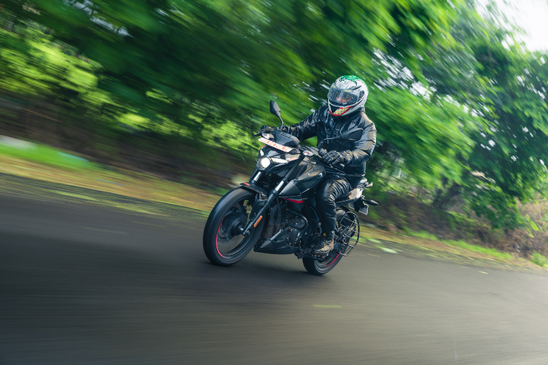 Bajaj-pulsar-n160-5jpg