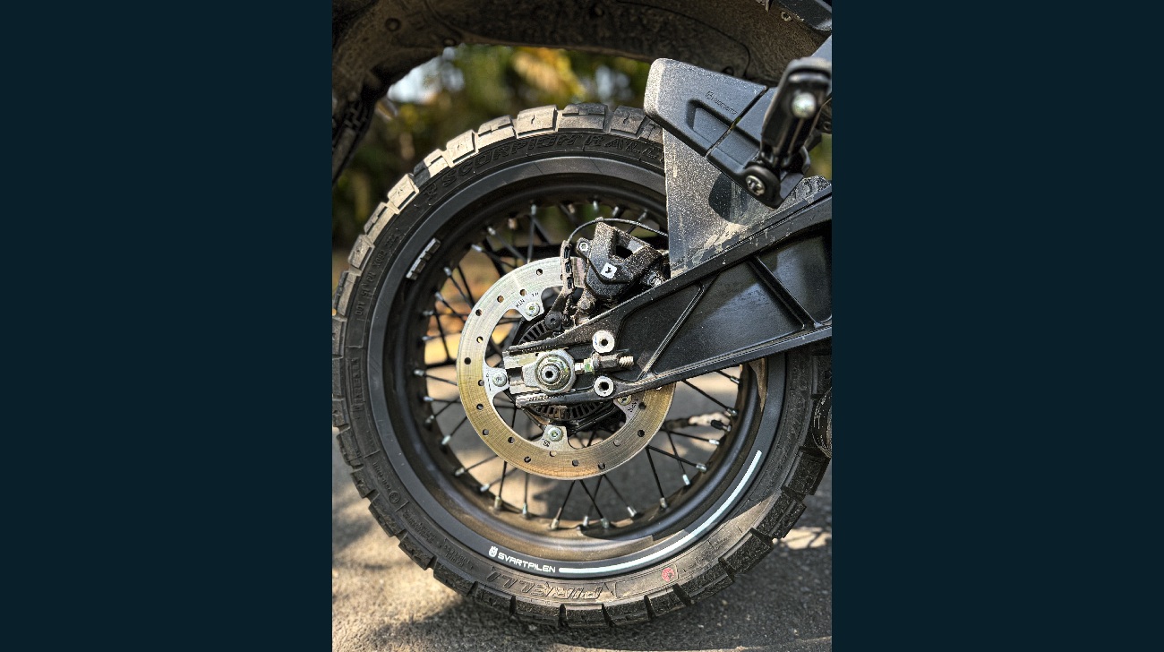 Husqvarna-svartpilen-2jpg