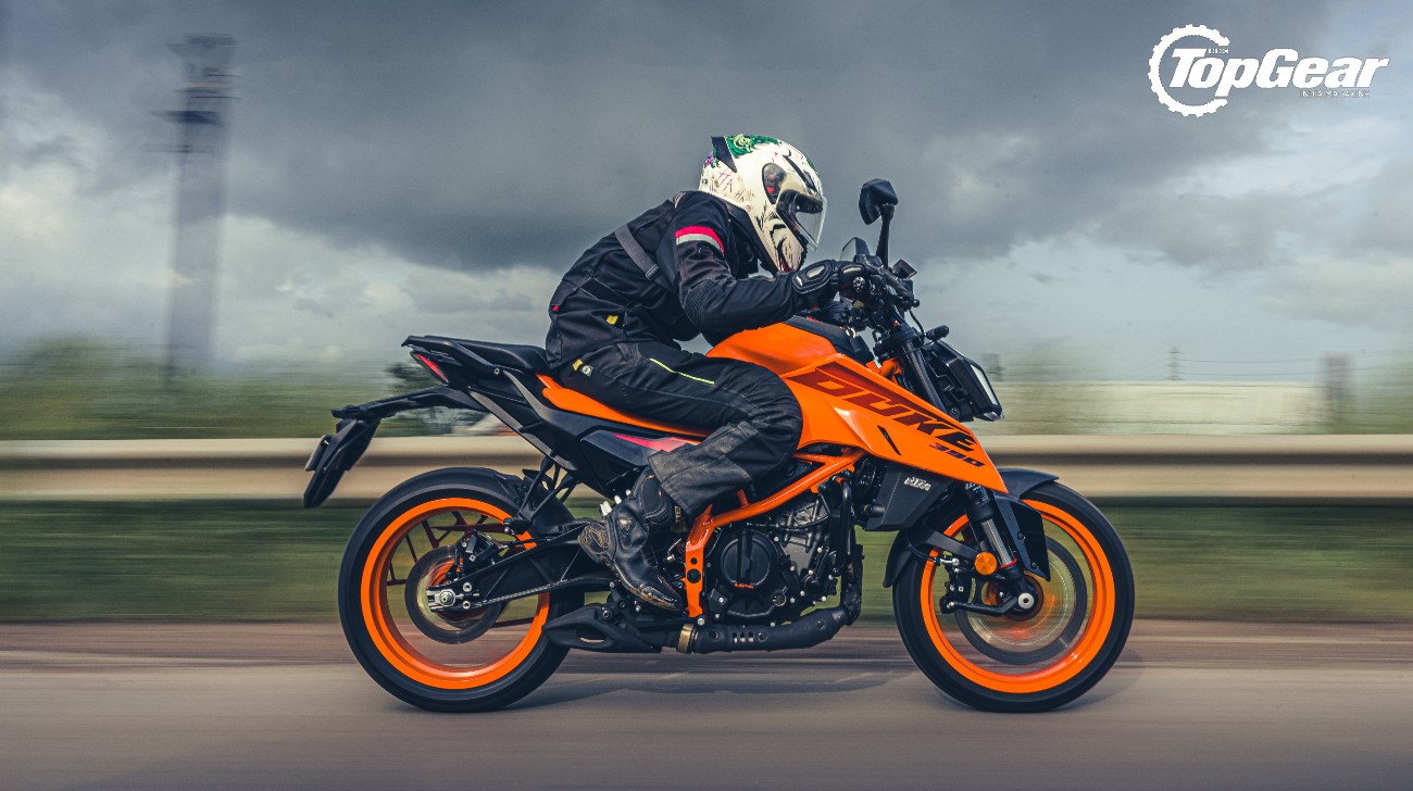 Ktm-02jpg