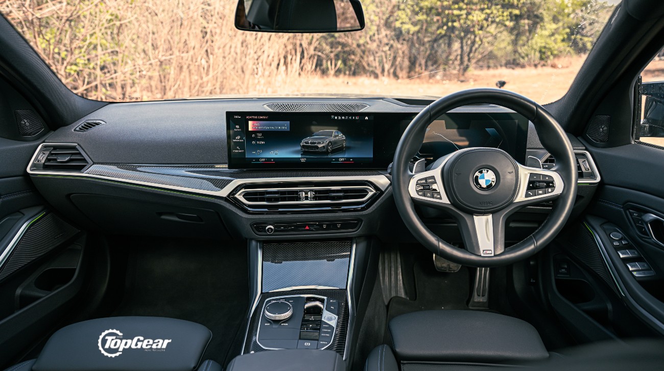 M340i-02jpg