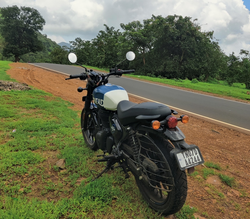 Royal-enfield-hunter-350-4jpg