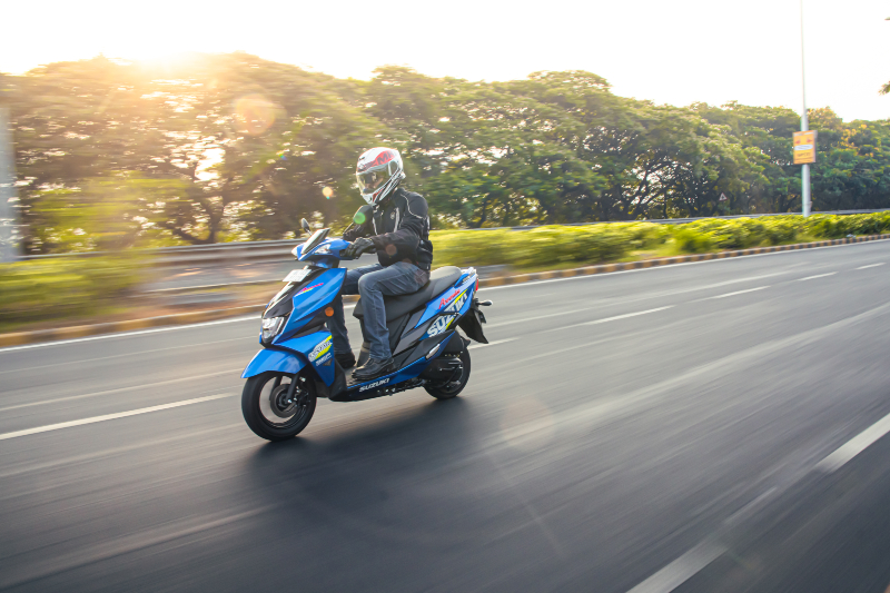 Suzuki-avenis-125-3jpg