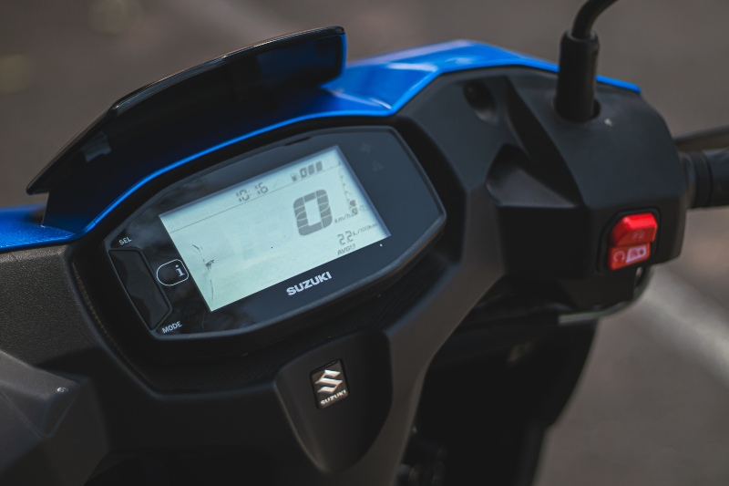 Suzuki-avenis-125-6jpg