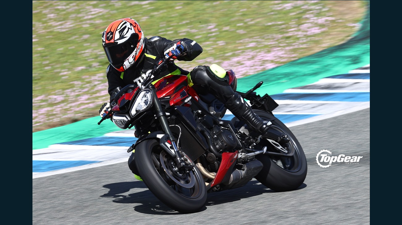 Triumph-street09jpg