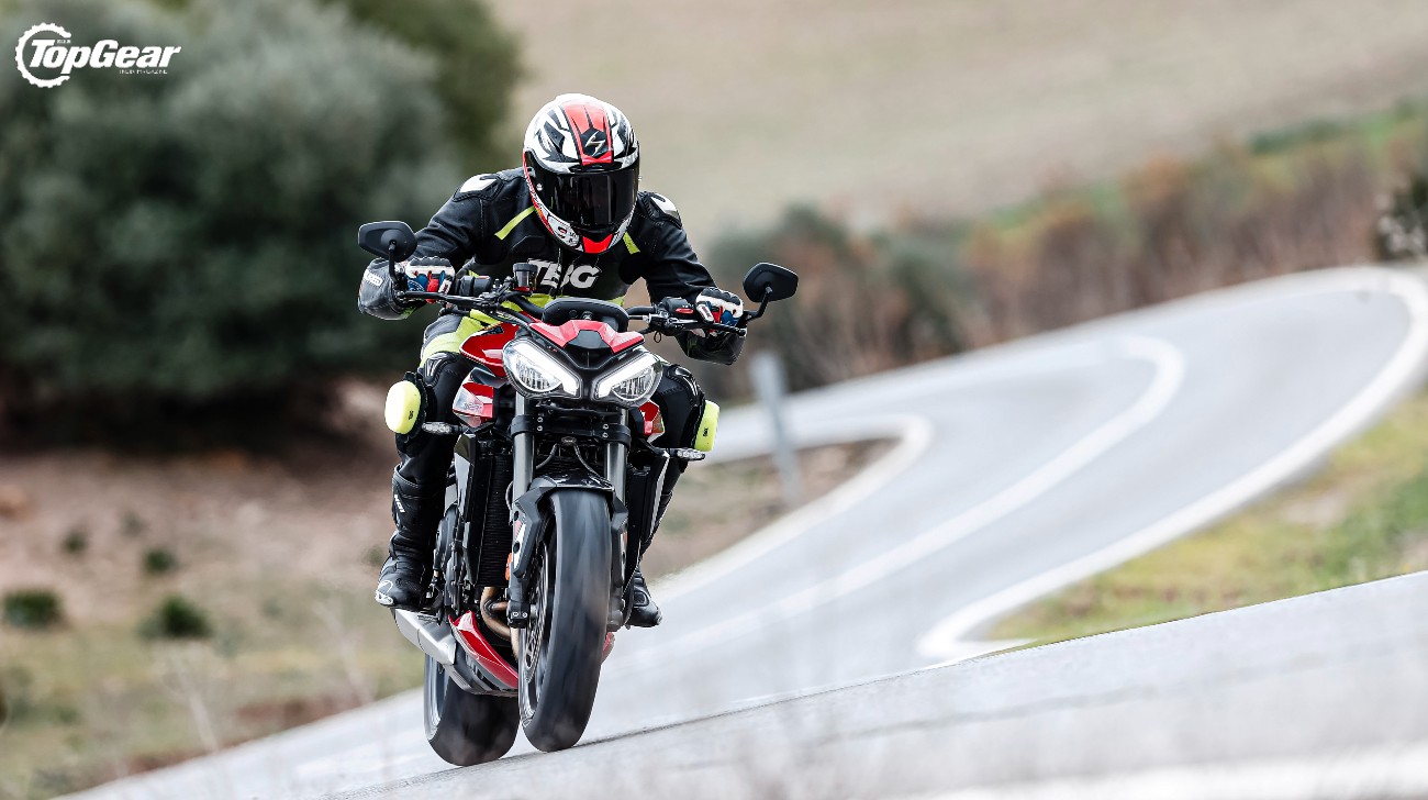 Triumph-street10jpg