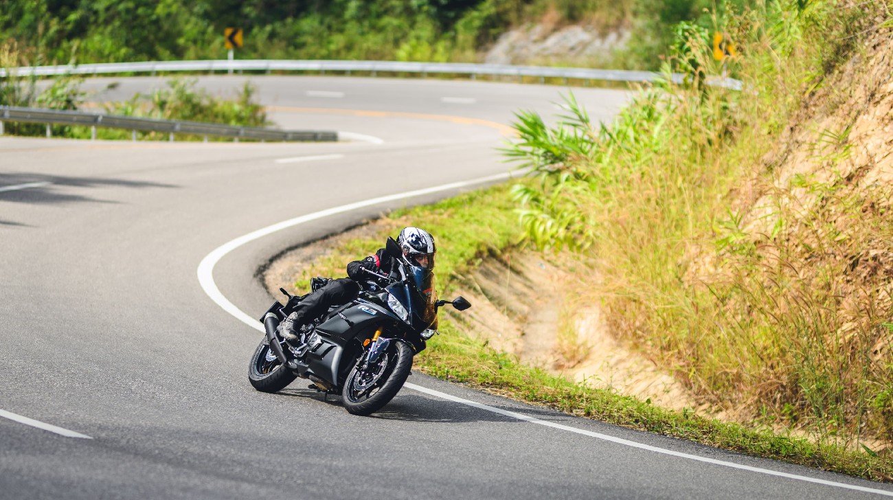 Yamaha-3jpg
