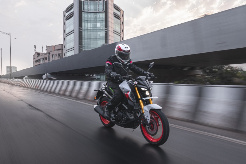 Yamaha-mt-15-20-10jpg