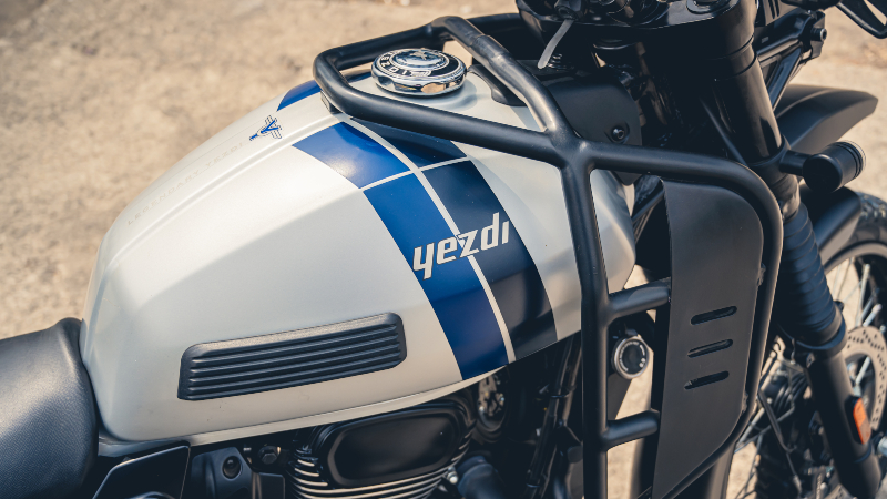 Yezdi-adenture-2jpg