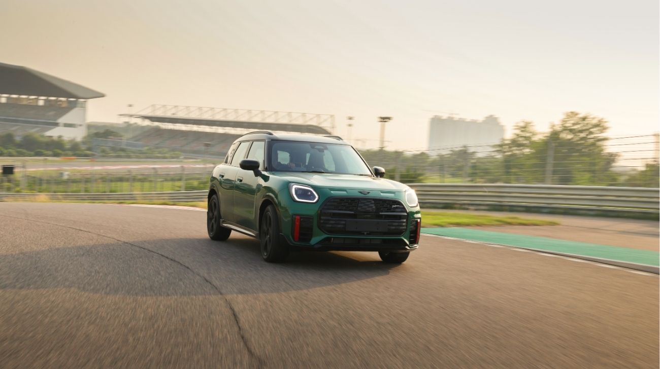 Mini Countryman JCW is a family car with serious performance
