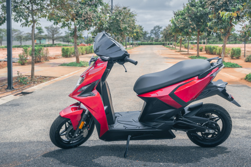 Simple One | Awaited Electric Charm | First Ride Review